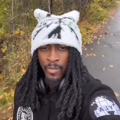 Poetic Mind, dream interpretation, meditation techniques, writer. 🙇🏾♂️ https://t.co/ofH46HkiF3