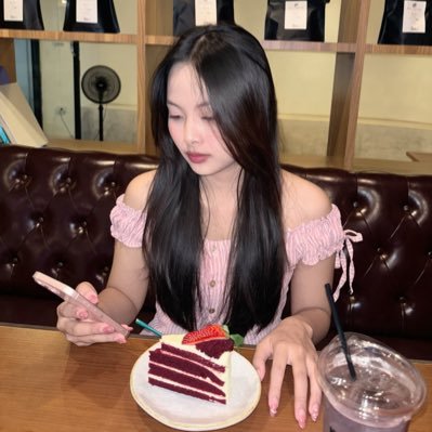 s_nnnn02's profile picture. ไม่ตอบแอคอวตารหรือแอคที่ไม่มีรูปแสดงตัวตนค่ะ