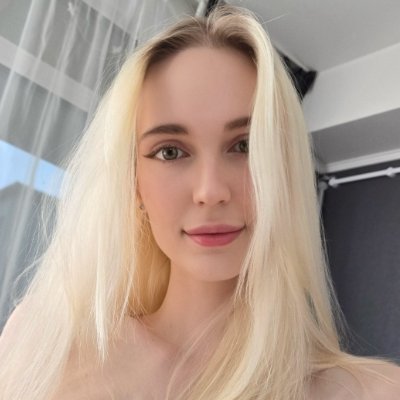 shinaryen_real's profile picture. more of me here ↙