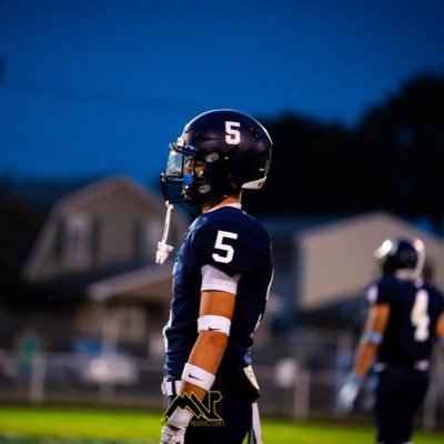 C/O 27’ Rochester H.S., PA Football (SS, WR, QB, ATH), Baseball, Basketball, 6’0 160lbs 4.1 GPA 📲 724-622-3901 📧braedensiget@gmail.com