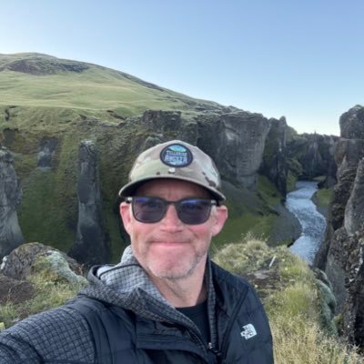 the_chriswatts's profile picture. 