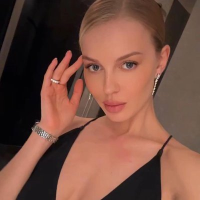 Alena8785's profile picture. 🦅 Proud Conservative | 🇺🇸 America First
🚫 No crypto, no scams — just real talk 💬
Agree or disagree, speak up 👇 Let's talk.