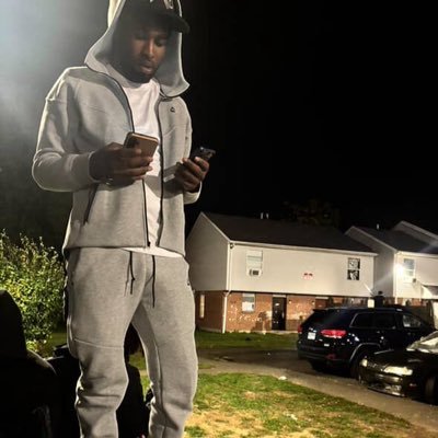 Shawneyroc Aka Roc50Blocka Best Days https://t.co/J2XCj98vql @yrn_Noodle IG Roc50blocka
