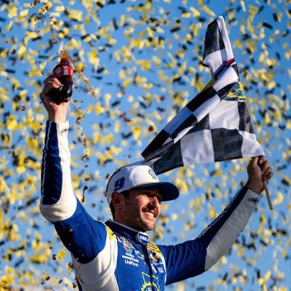 mother of William Clyde ChaseElliott an American professional stock car racing driver. He competes full-time in the NASCAR Cup Series🚘🏆🎖️🥇🛞🏁🏁🏁❤️🌺