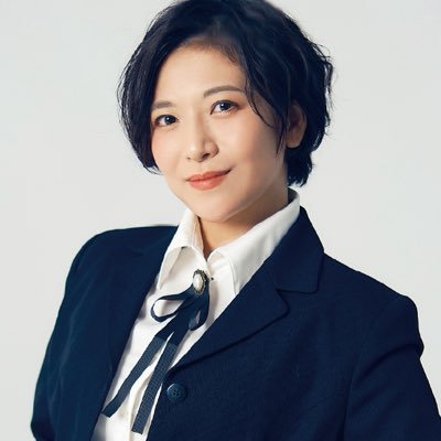 Office8次元(@office_8_jigen)代表・プロデューサー・演出家・俳優。劇団「柿喰う客」。時々三味線。NEXT▶︎ 10/25(土)鳴らして楽しむ音楽劇『ももたろう』/「君の感性が未来をつくる!中高生のための舞台創造プロジェクト」演出・出演→https://t.co/2hLhrLorwj