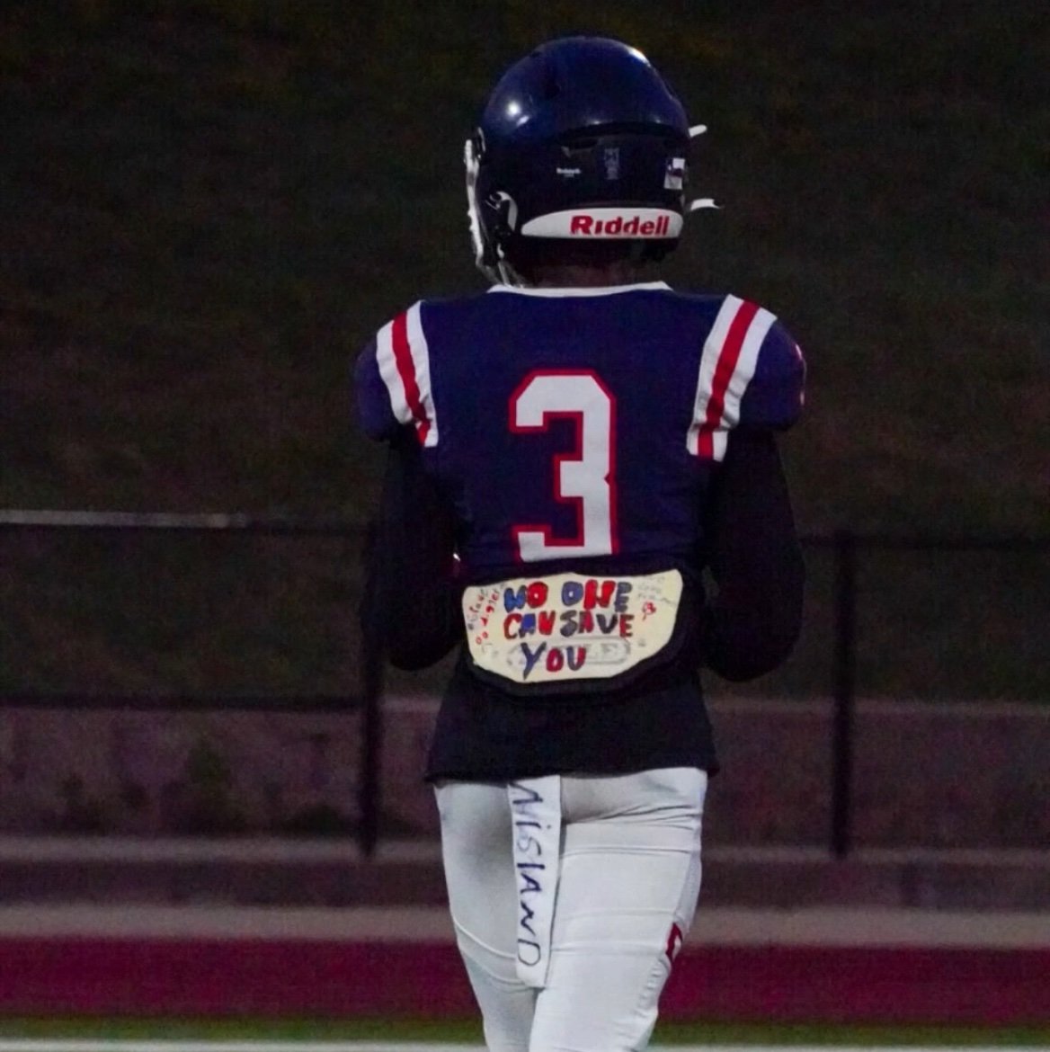 #agtg 5’10 135 pounds saftey/DB 3.2 gpa 4.8 40 student athlete📚🏈 denton ryan