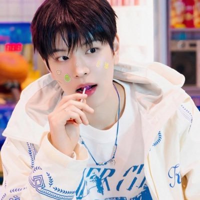 สแดแดแด แด ษชแด สษชแดแด แดสษช๊ฑ, ษช แดกแดษดแด แดแด แดแดแดแด สแดแด แดกแดสแด. #MDNI #SKZ #Singer #Idol #Bi.