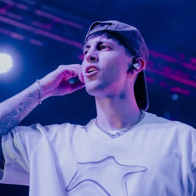 —me daan ganas de hacerlo en diferentes pose
@Pedrito_Vm @tuli_acostaa @Robleis01 @k4os_oficial @mechibitzer @starxlynita
IG:08_.juani