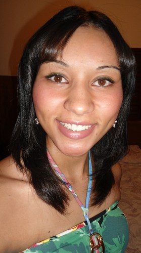Sou como você me vê.
Posso ser leve como uma brisa ou forte como uma ventania,
Depende de quando e como você me vê passar.