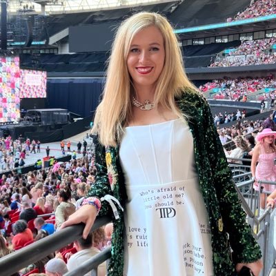 Swiftie ✨ Eras Glendale N1, KC N2, Santa Clara N2, London N7&N8 ✨ TN noticed 20x ✨ 1989/rep tour STL
