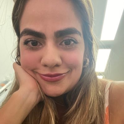 melisanabria4's profile picture. Los sueños realmente no se cumple... se trabajan🙃🐥 BiciUsuaria🛣🚦🚴‍♀️ Msc. Tránsito y Transporte