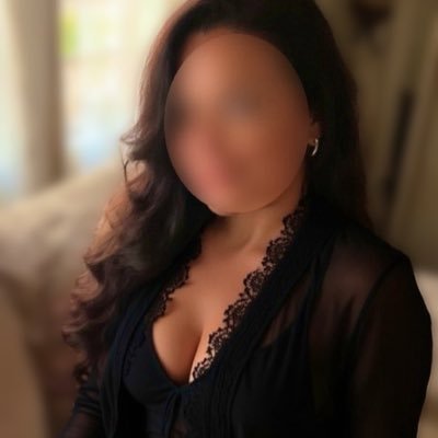 victoria_hasley's profile picture. Softness on the outside, decadent in the details. Sultry Gaze. Pert Savant. Coy Gist. Charm softer than my lips.🫦 P411: P314114