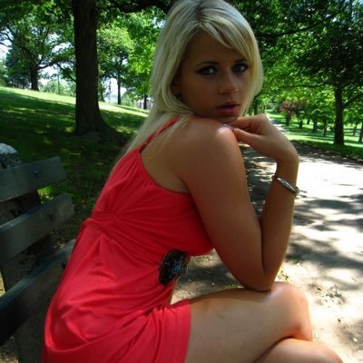 I am articulate, witty, down to Earth and kind. I am 100% REAL. Do not and will not play games!! I am on X to meet people, no crypto no games,🚫no porn.