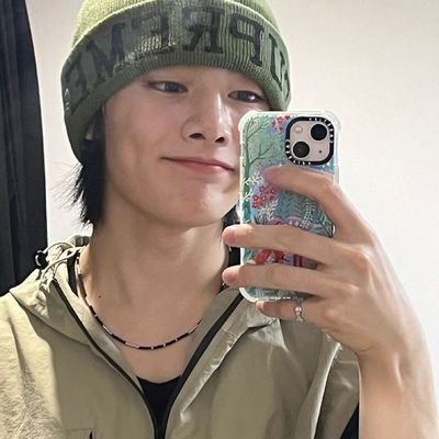 theJflowers's profile picture. ᅟ  ele/dele | 24y | LG(𝗕)TQIAP+ | ⩜⃝narcomunismo☭ ᅟ  →  Chalé 22, 𝓟erséfone 𖤣𖥧𓋼𓍊

ᅟᅟᅟ