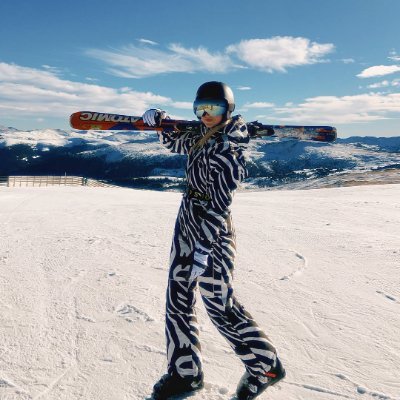 barbara85Juliet's profile picture. I love staying active—sports are my thing!