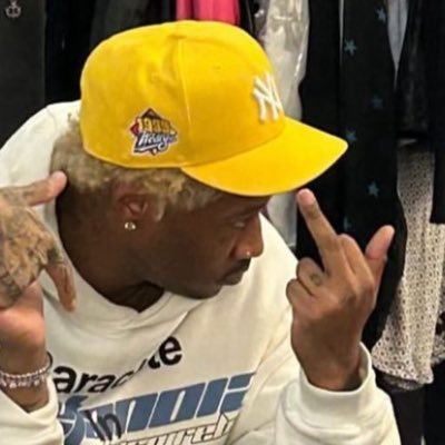 rock$tar junkie 🧑🏾‍🎤💚