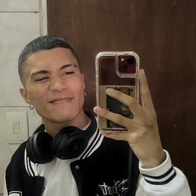 prettyflakop's profile picture. hasta que la vergüenza me supere (o no) // diseño cosas bonitas en ig!!!