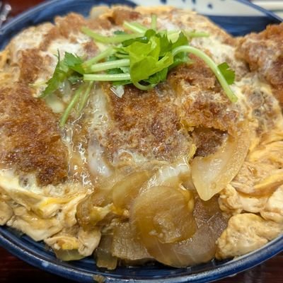 rsUEaDqvpV91359's profile picture. 何事にも期待してはいけない。それはただの願望なのだから。