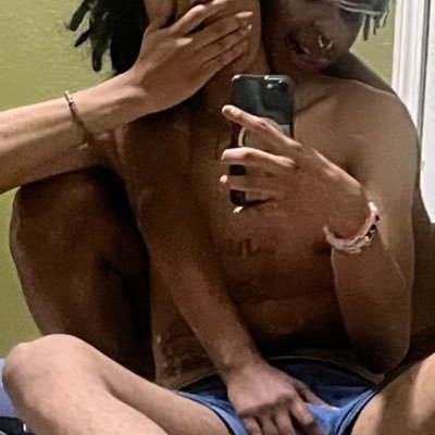 malice1doll's profile picture. 