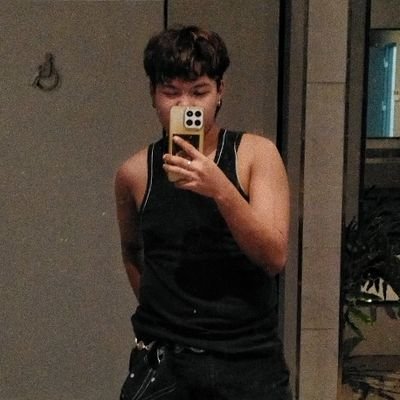 janmchl_'s profile picture. 