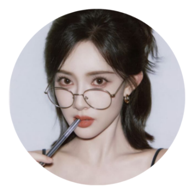 on ts.
꒰ 孟子义 ꒱ a gentle soul with moonlit eyes and a quiet kind of beauty.