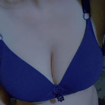 Aleena_paidpak's profile picture. 💯 real cam show available dm me inbox 📥