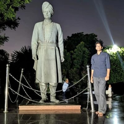 श्रीराम के मस्तक पर शोभित दिव्य तिलक– मैं आदित्य हूं🌞
सभी नदियों का संगम सिंधु हूं मैं,
हां हिंदू हूं मैं, हां हिंदू हूं मैं🚩
#PhD_Eco.
#RA(JNU)