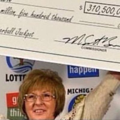 I won a lottery of $758 million i am giving out $10,000 to the first 500 followers just dm(Mavis i followed)