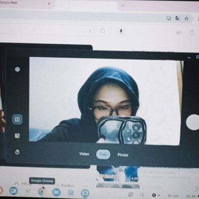 dainoxaur's profile picture. I'm just an internet person, I do not exist.