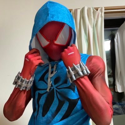 高校2年生!三重バース やってるコスはオリスパとスカーレットスパイダー とデッドプール 相方は@SPAOTA0118最推しスカーレットスパイダー!さくらスパイダー