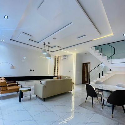 samuelolumo's profile picture. Realtor, content writer/copywriter @ https://t.co/a83guKwpFL