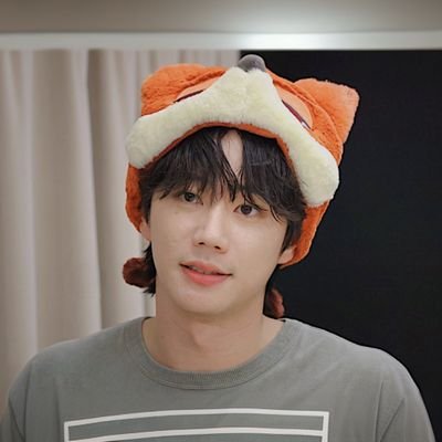 — 𝟤𝟦/𝟩 𝘰𝘣𝘴𝘦𝘴𝘴𝘦𝘥 𝘸𝘪𝘵𝘩 𝘵𝘩𝘦 𝘳𝘰𝘴𝘦, 𝘫𝘶𝘯𝘺𝘰𝘶𝘯𝘨, 𝘩𝘺𝘦𝘳𝘪, 𝘢𝘯𝘥 𝘈.𝘊.𝘌