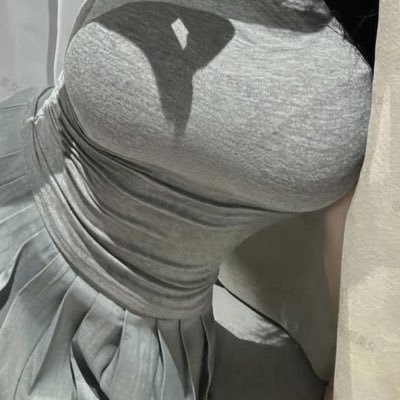 LapanNelso25995's profile picture. 