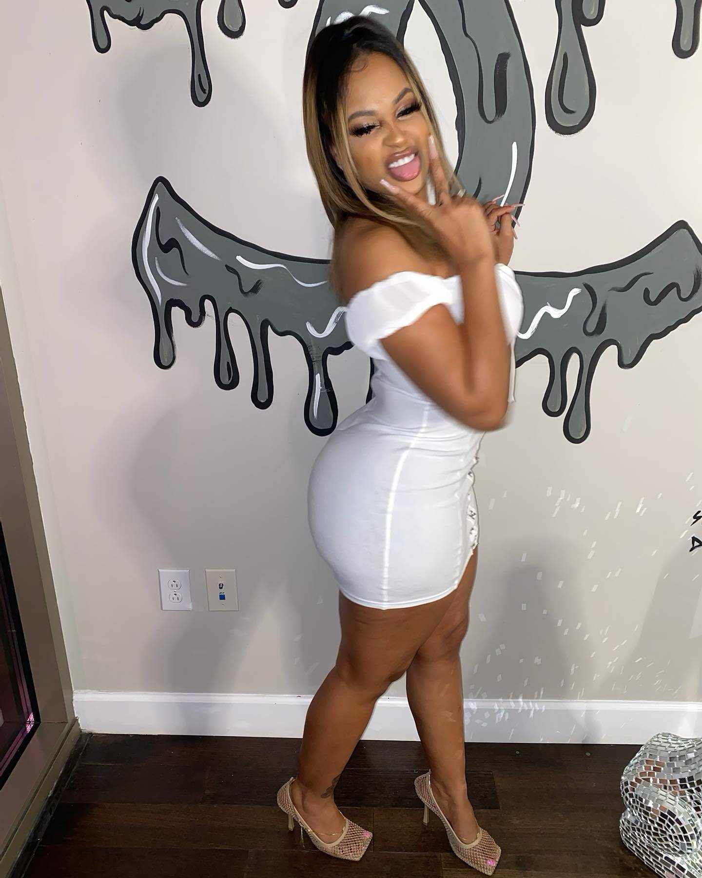 classicaracely's profile picture. 