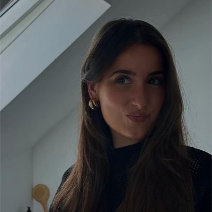 LHilon8196's profile picture. 