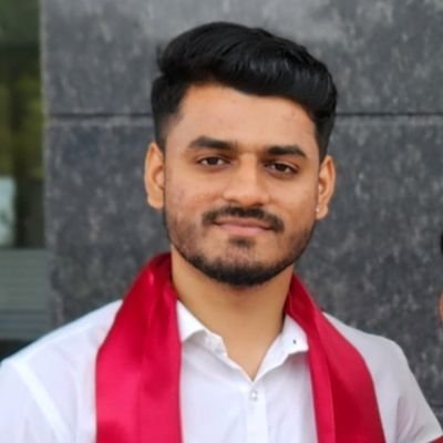 thekaranatic's profile picture. Associate SWE Intern • 1x Engineer with 10x Intent