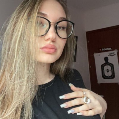 Do for exclusive content and meet up session!!!😈🥵👅😝😝