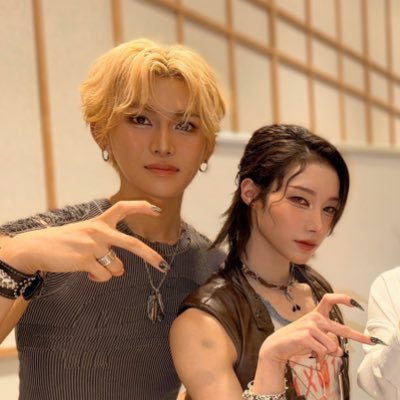 MunuiEvol's profile picture. (덕질은 처음이라) 나의 작은 아기 이불 선배님들 잘 부탁드립니다