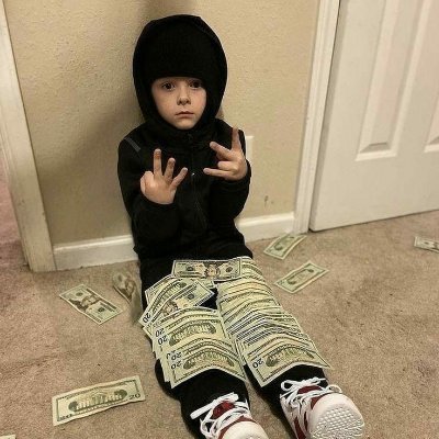 0xKyrenn's profile picture. Internet. Onchain.