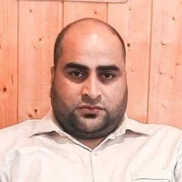 BJP Grassroot Politician, Ex-Chairman Enforcement SMC,
Ex-Corporator Ward 50 Rathpora Eidgah.
Ex Apni Party Incharge Eidgah Constituency (2021-24)