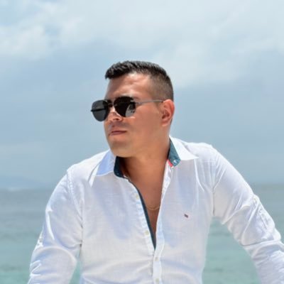 Desarrollador Web. Me encanta la tecnología. Aficionado del Marketing. Fanático del fútbol. #Disruptivo