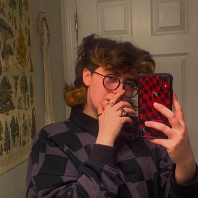 ShutupFranzh's profile picture. Cosmic Francis I’m physic reader by my professional job❤️