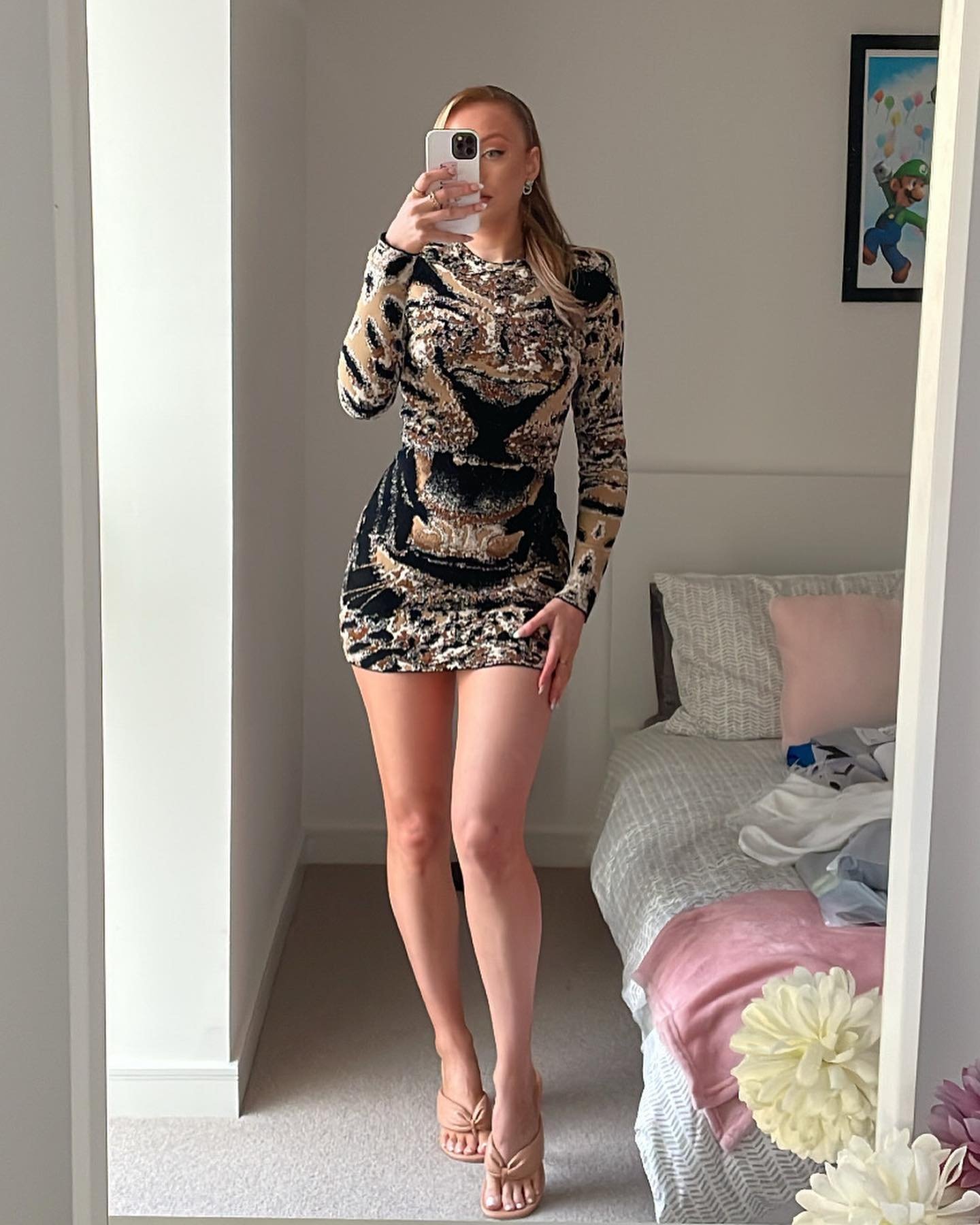 ZAHRAPROTON's profile picture. 