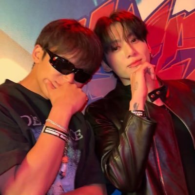 BTSVT💜💎 #kimseokjin #kimmingyu #ot7 #ot13 Safe zone for armycarats🫂
