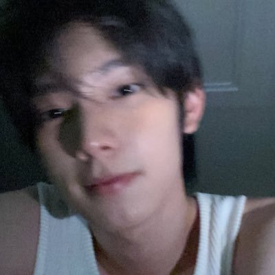 Hi_xxmiyoung's profile picture. 😬