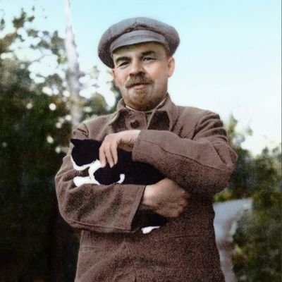 “La historia de la humanidad es la historia de la lucha de clases”. –Karl Marx.