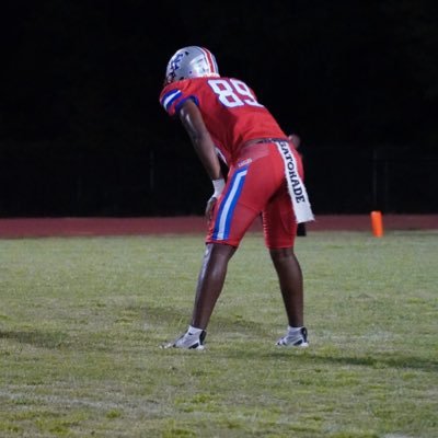 JadarianBowens's profile picture. 27🎓|| EDGE || HT:6’3 || WT: 215 || Pine Forest High School