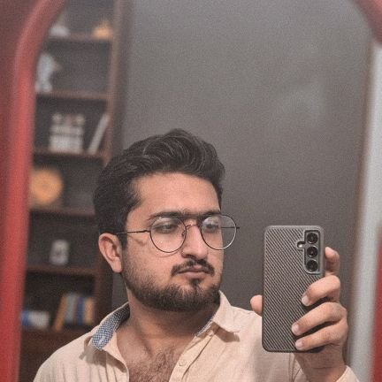 TalhaInData's profile picture. 