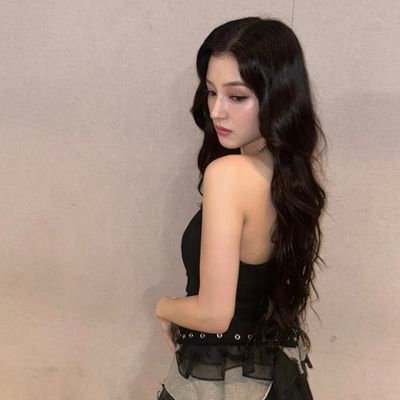 (PARODY ONLY) ✨your Momoland bunny princess is back✨️