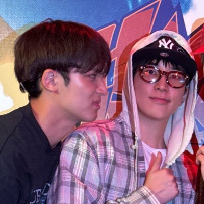 erizencaratgene's profile picture. Have courage~Baekhyun🌷 L-1485🌱💎EN-